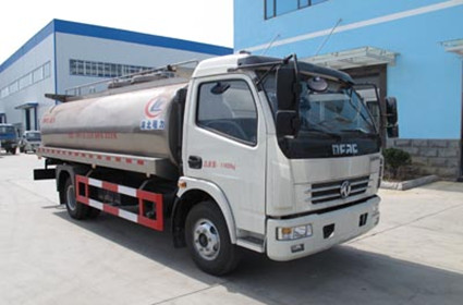 CLW5110GNYD5型鮮奶運輸車_1.jpg