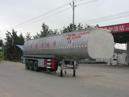 CLW9401GNY型鮮奶運輸半掛車_1.jpg