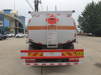 CLW5162GYYD5型運(yùn)油車_5.jpg