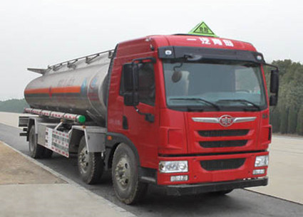CLW5250GYYLC5型鋁合金運(yùn)油車_1.jpg