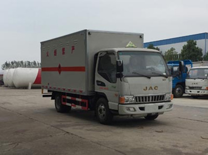 CLW5070XRQH5型易燃?xì)怏w廂式運(yùn)輸車(chē)_1.jpg