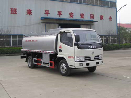 SZD5070TGY5型供液車_1.jpg