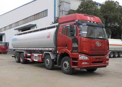 SLS5311TGYC5型供液車_1.jpg