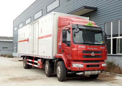 CLW5250XRQL5型易燃氣體廂式運輸車_1.jpg