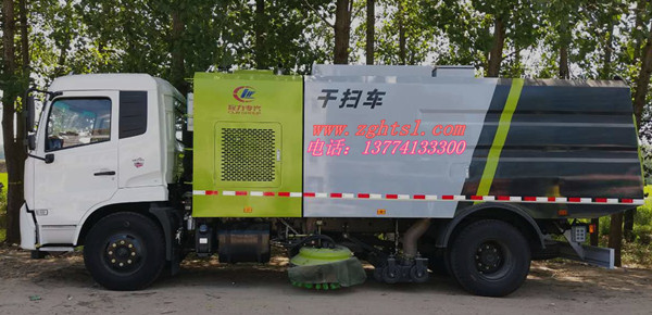 東風(fēng)天錦干掃車(chē)Z8.jpg